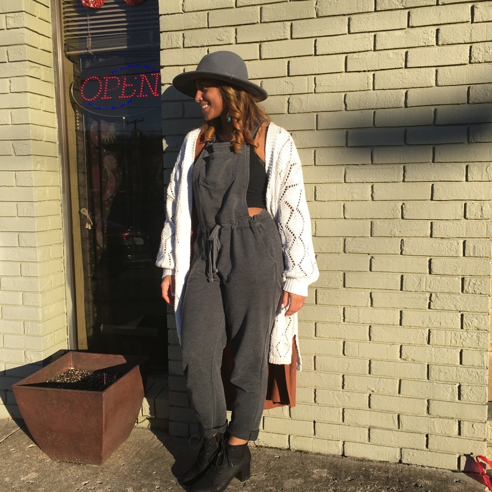 Meet your Posher, Crystal